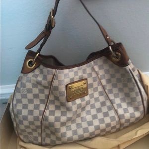 Louis Vuitton purse